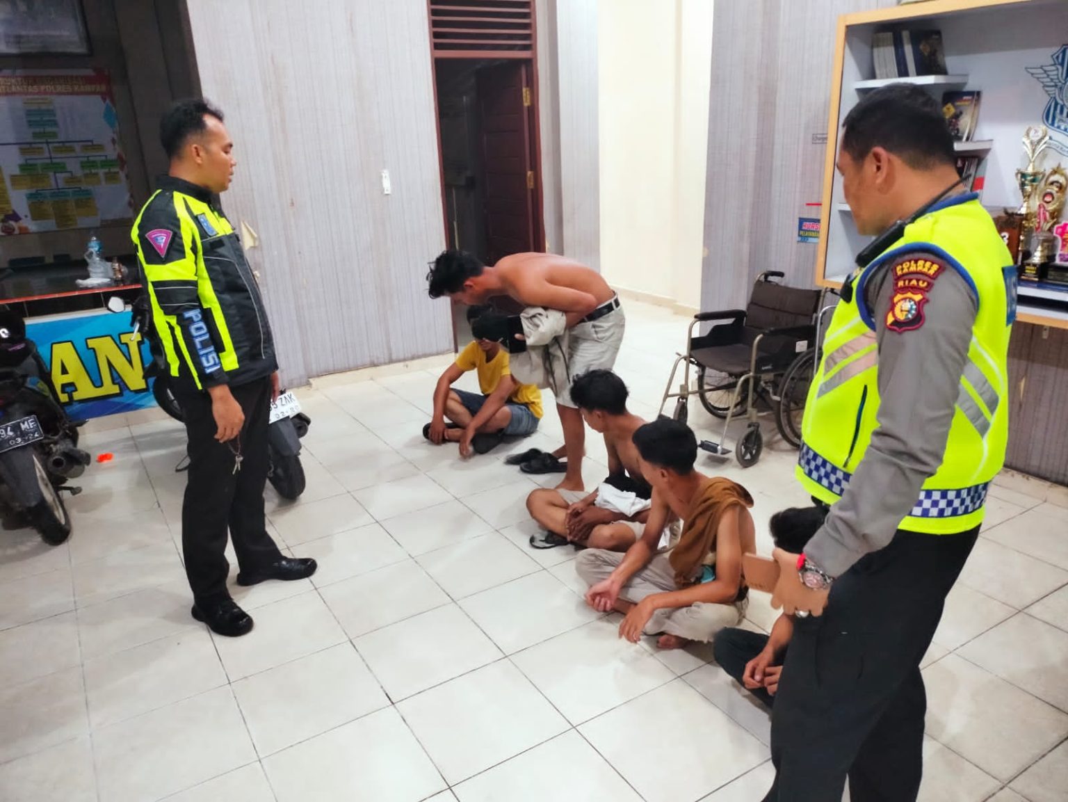 Kapolres Kampar pimpin langsung razia Balap Liar, 4 sepeda motor diamankan.